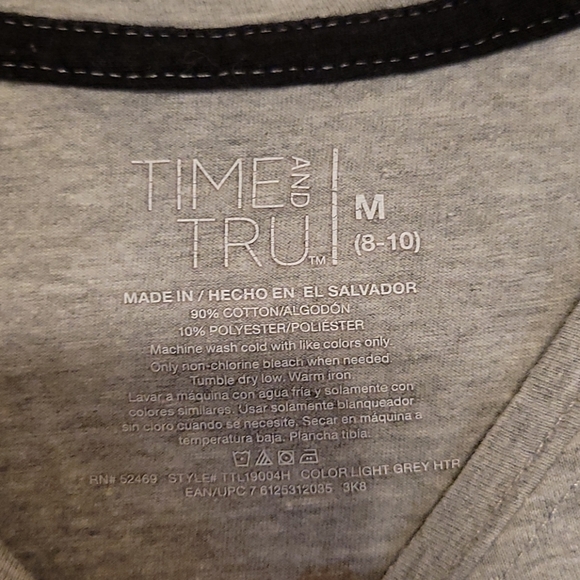 Time and Tru T-shirt - Picture 2 of 3